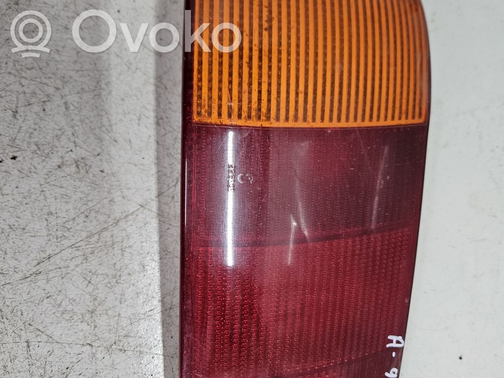 Audi 80 90 B3 Luz trasera/de freno 