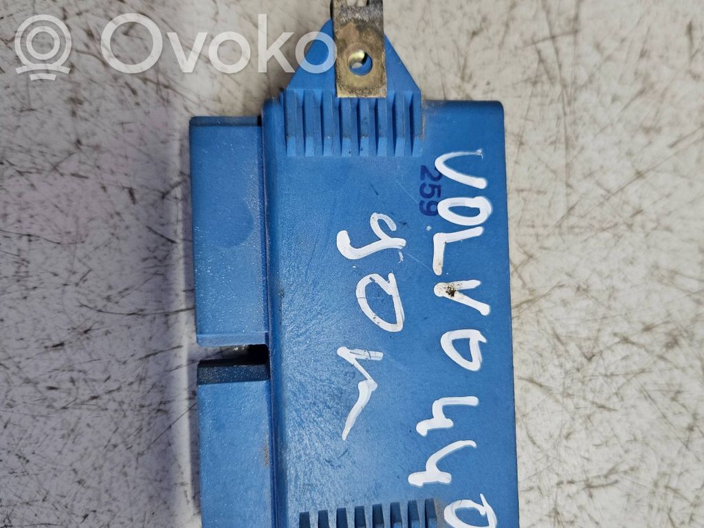 Volvo 440 Light relay 