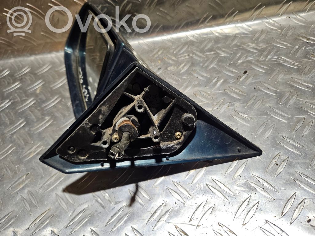 Mazda 323 F Manual wing mirror 
