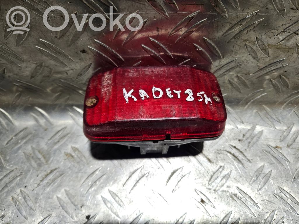 Opel Kadett E Światło przeciwmgielne tylne 