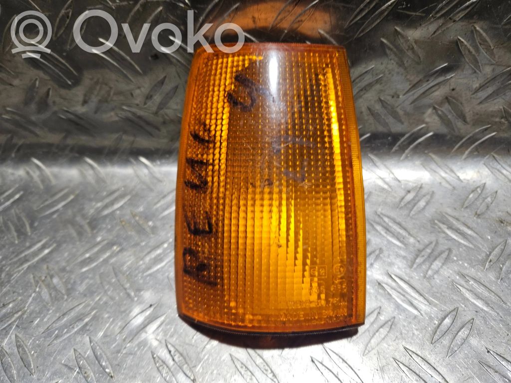 Renault 9 Front indicator light 