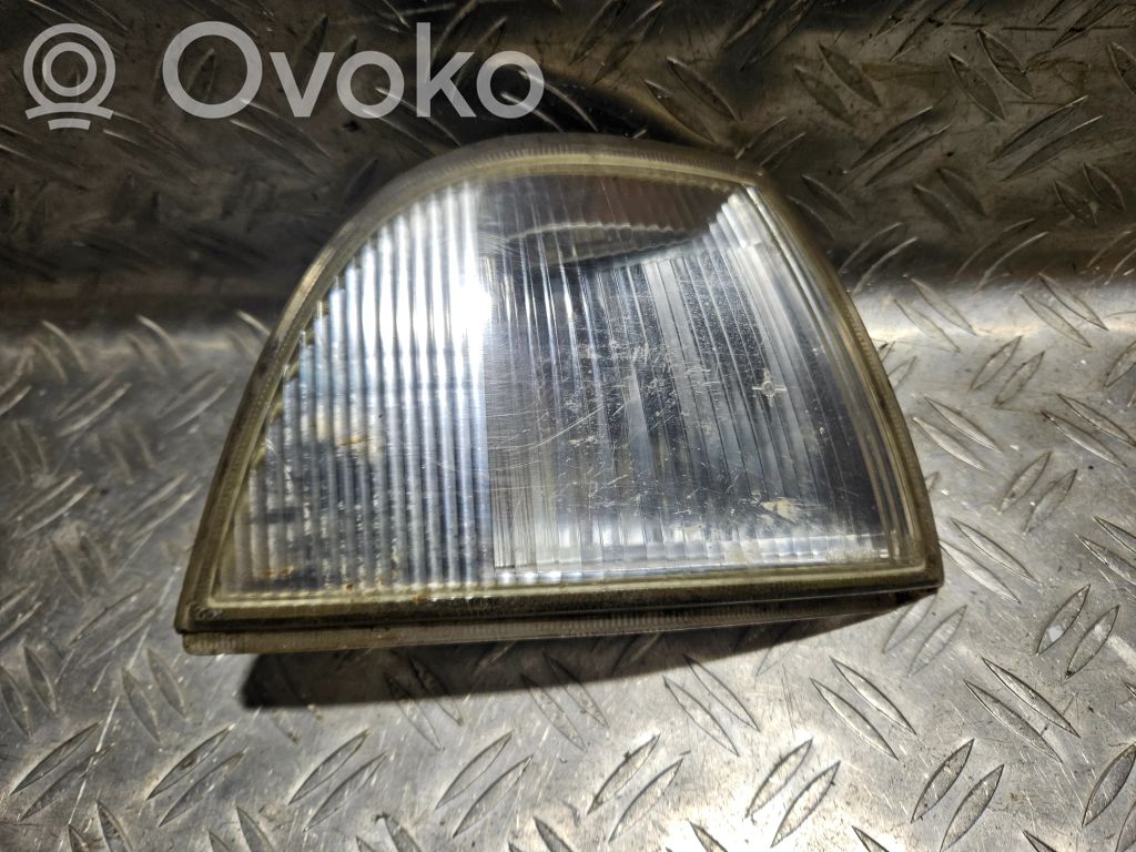 Front indicator light   60947210