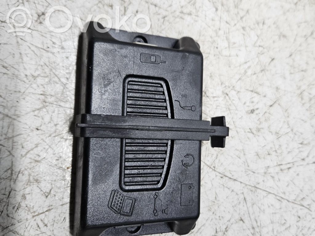 Nissan Primera Other control units/modules 