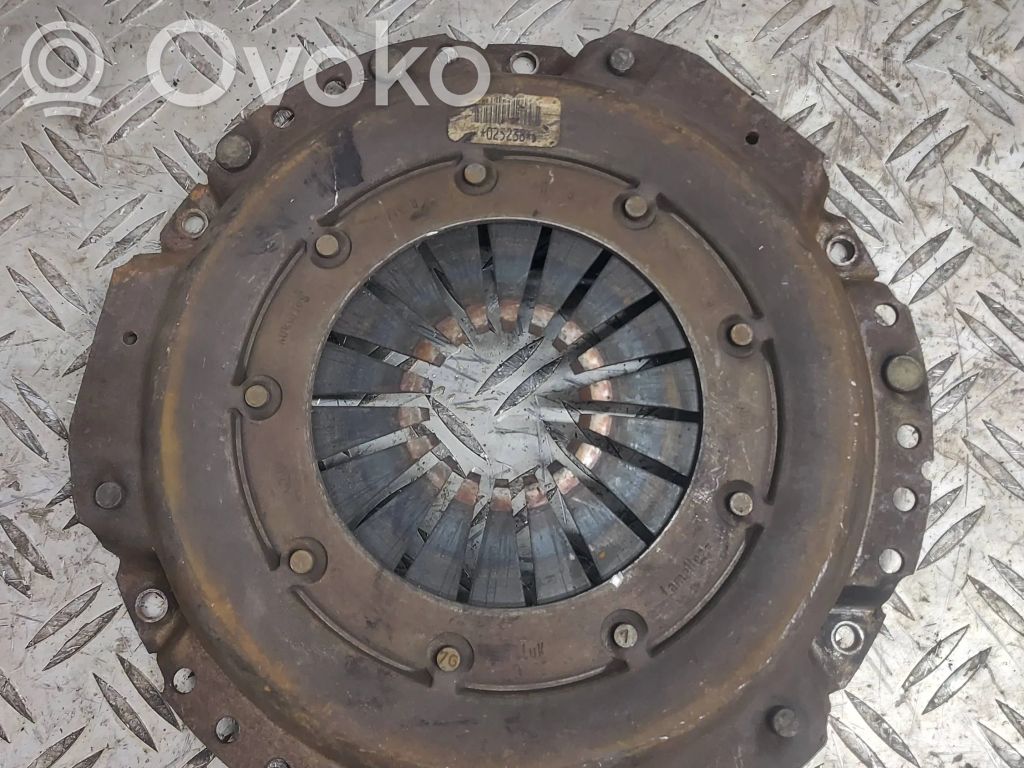 Opel Vectra A Diskatorius 