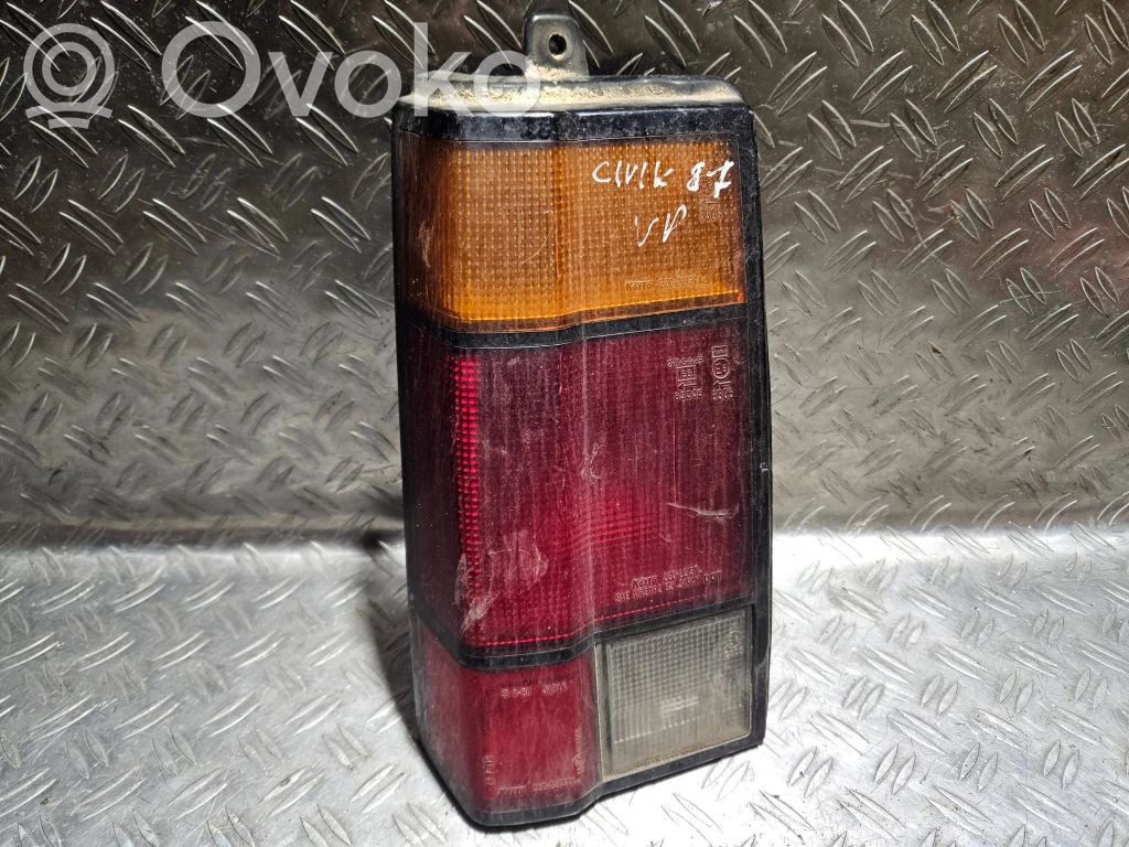 Honda Shuttle Aizmugurējais lukturis virsbūvē 