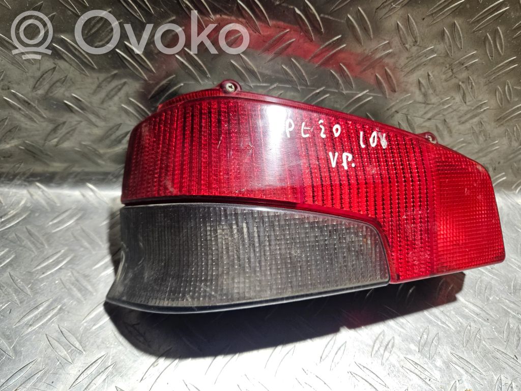 Peugeot 106 Galinis žibintas kėbule 