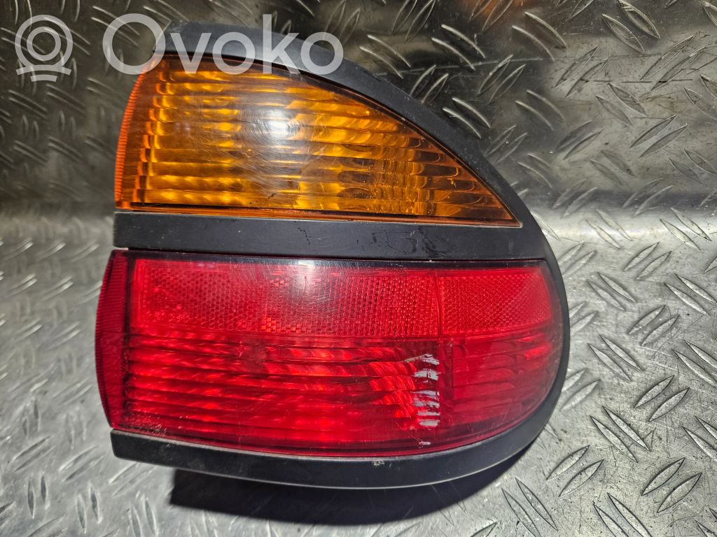 Renault Laguna I Задний фонарь в кузове 