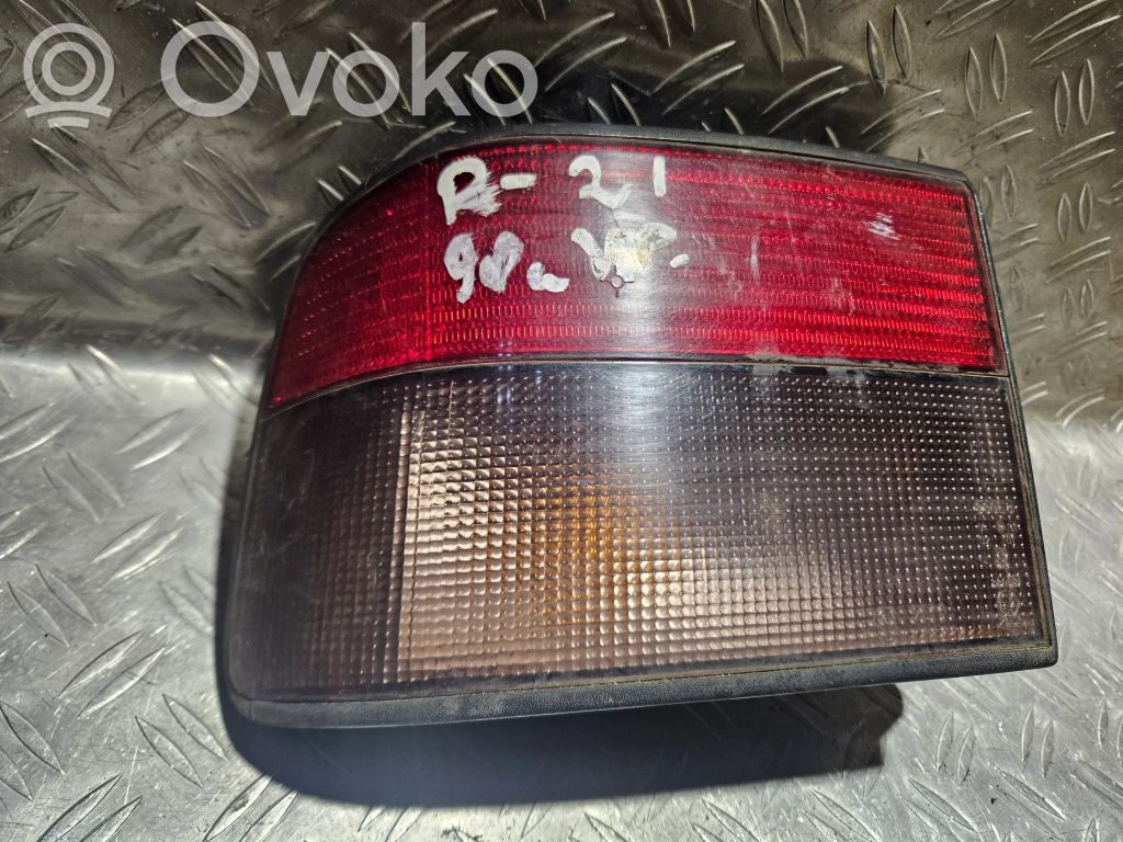 Renault 21 Galinis žibintas kėbule 
