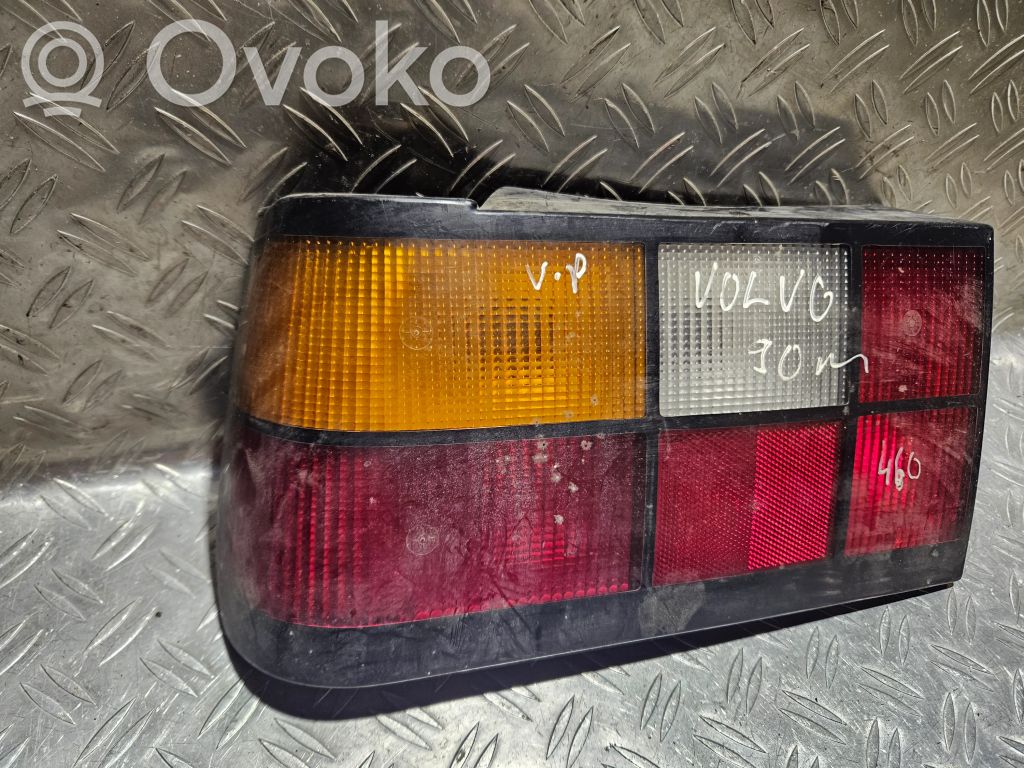 Volvo 440 Aizmugurējais lukturis virsbūvē 