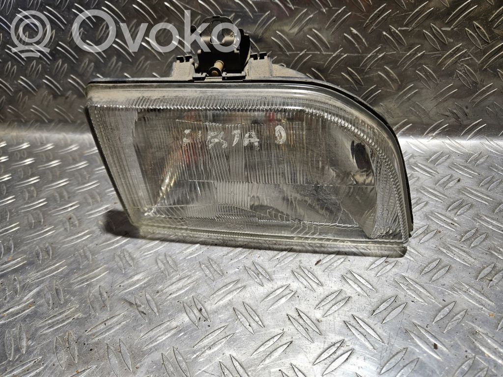 Ford Fiesta Headlight/headlamp 