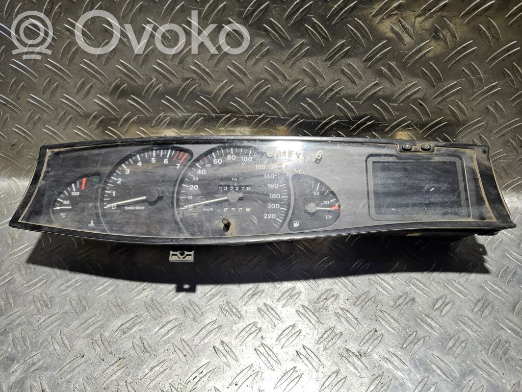 Opel Omega B1 Spidometrs (instrumentu panelī) 