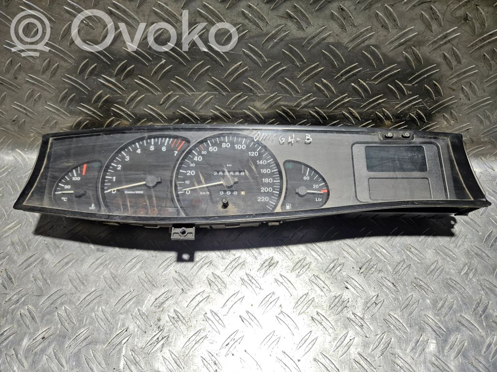 Opel Omega B1 Spidometrs (instrumentu panelī) 