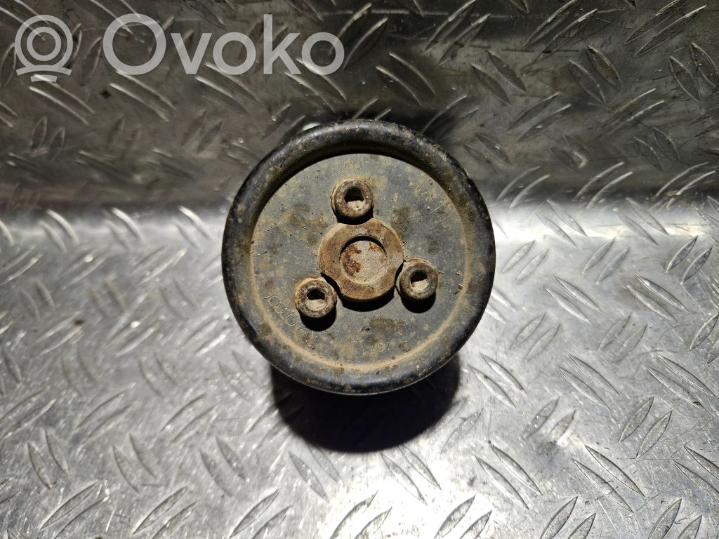 Audi A4 S4 B5 8D Vesipumppu 