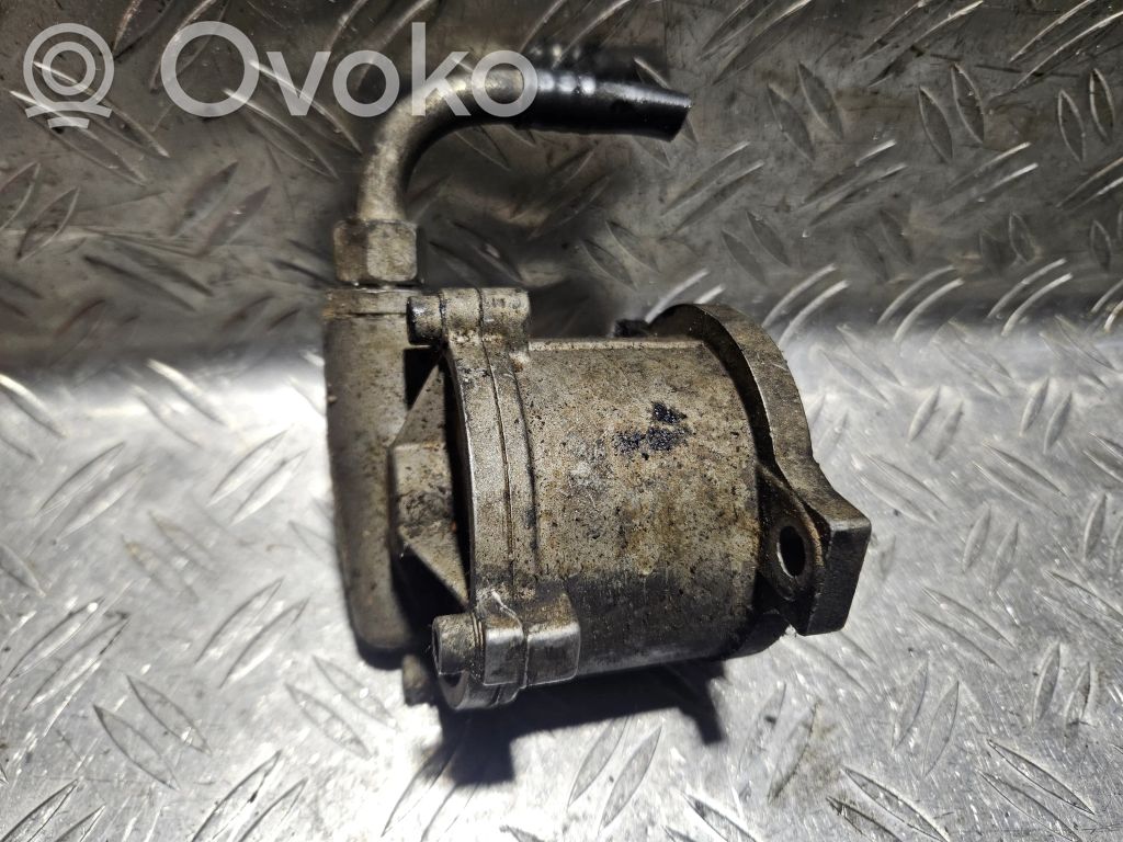 Opel Kadett E Siurblys vakuumo 