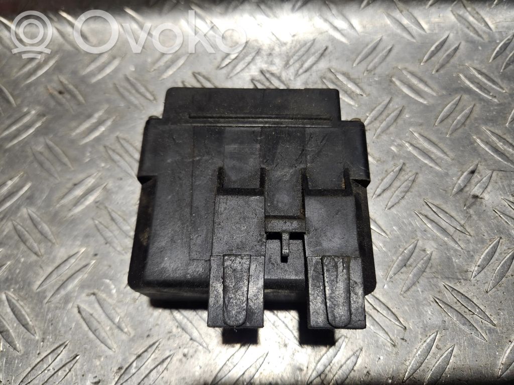 BMW 5 E34 Glow plug pre-heat relay 