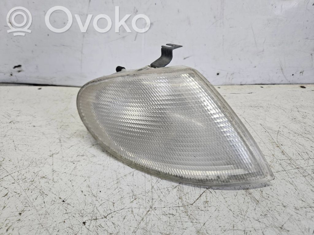 Volkswagen Sharan Front indicator light 