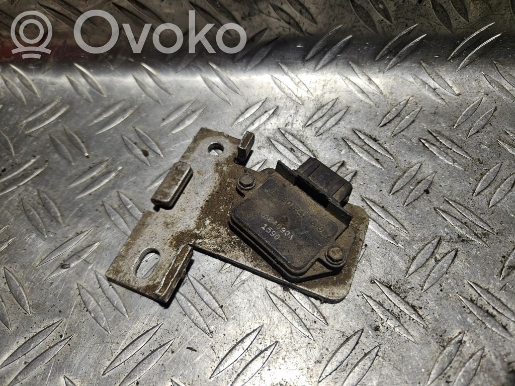 Opel Astra F Ignition amplifier control unit 