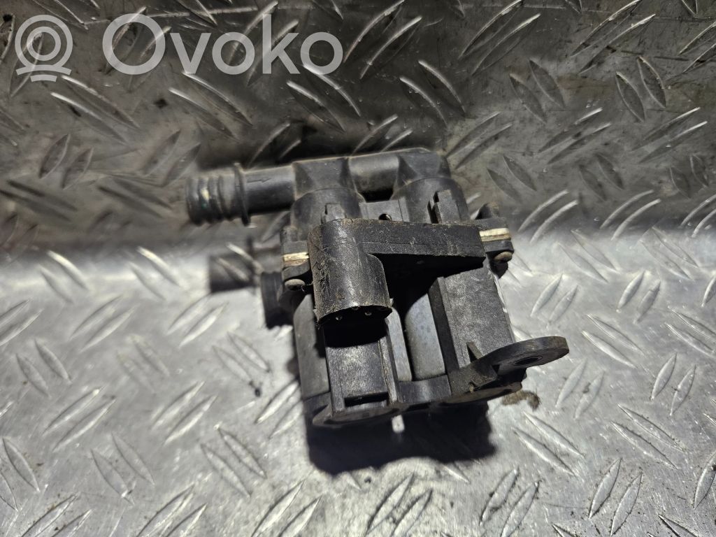 BMW 5 E34 Apsildes radiatora vārsts (-i) 