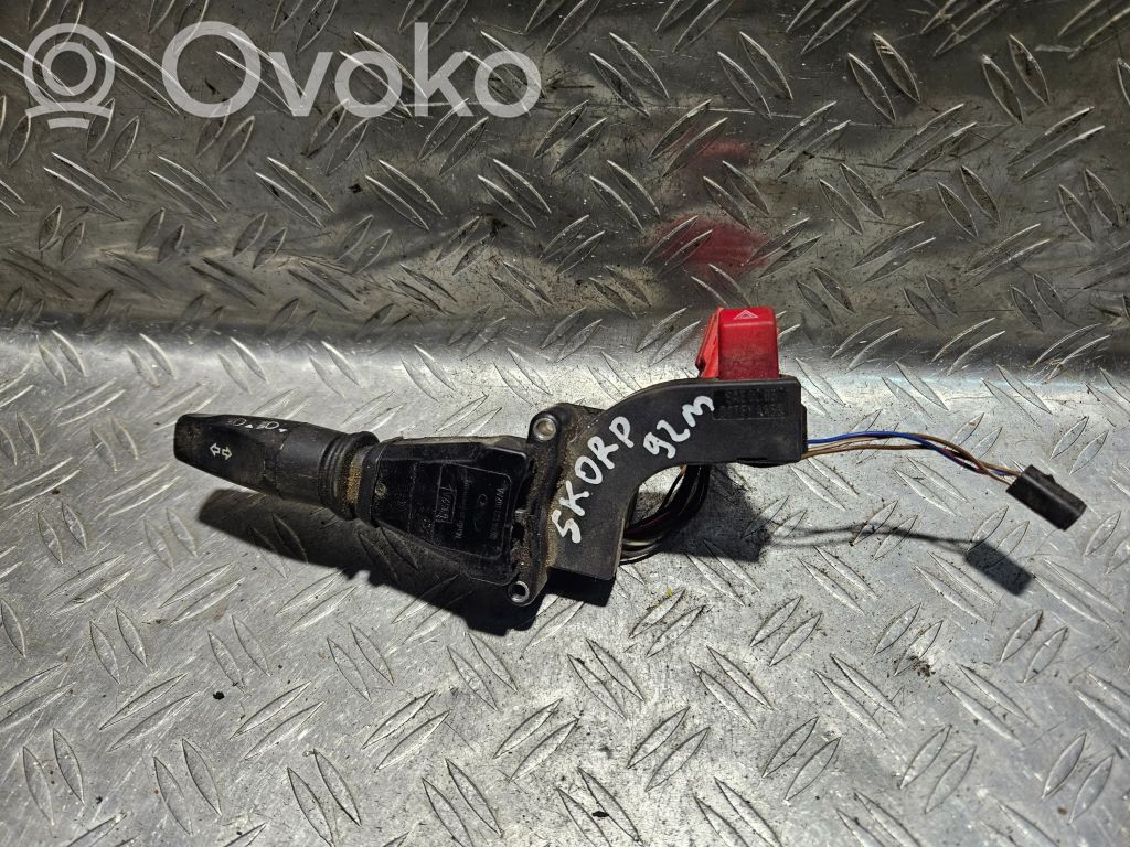 Commodo de clignotant   86GG13B302AA