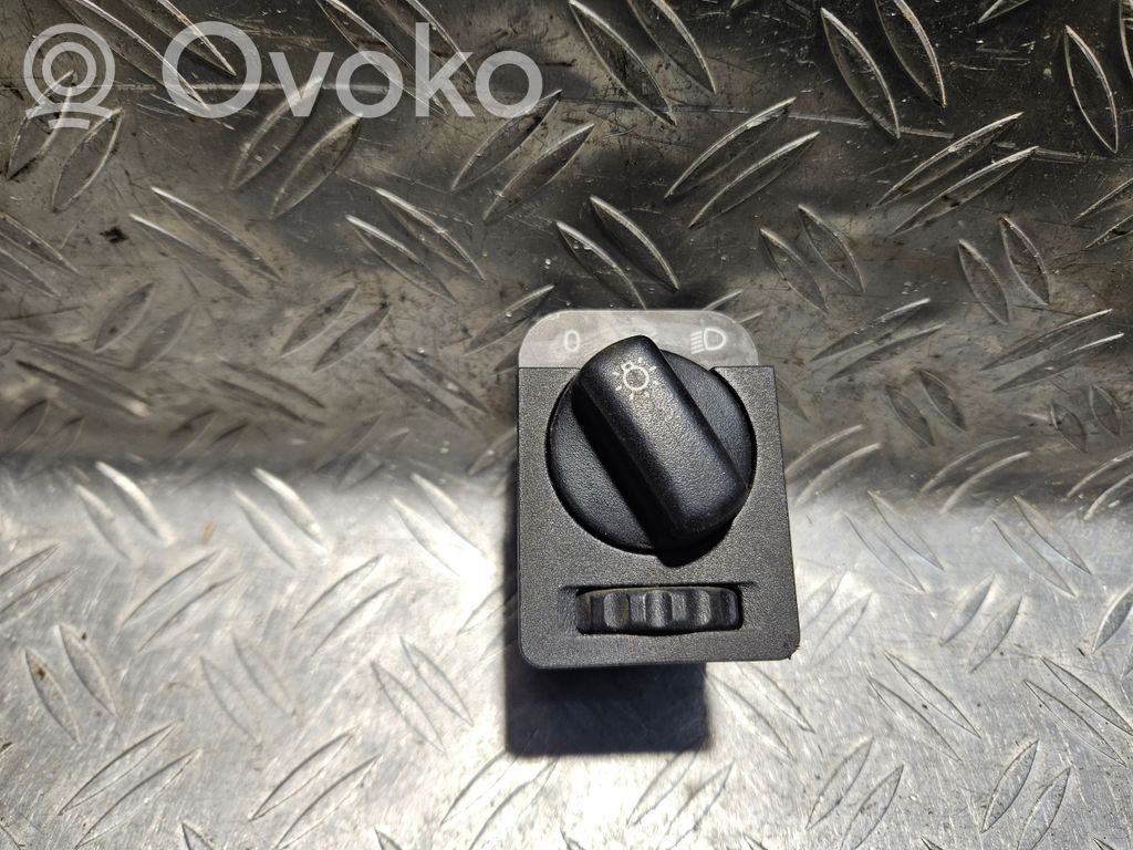 Opel Astra F Light switch 