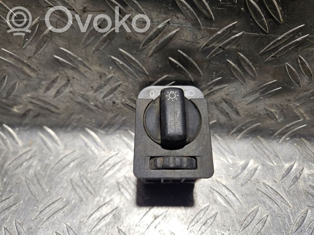 Opel Astra F Light switch 