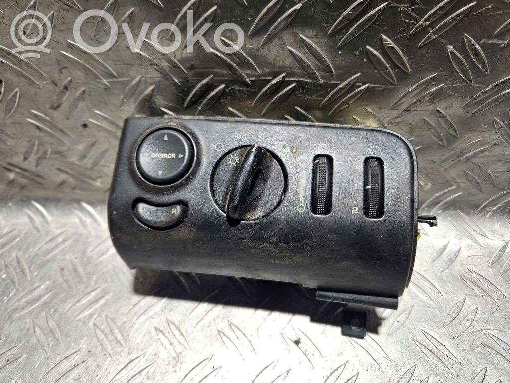 Chrysler Voyager Light switch 