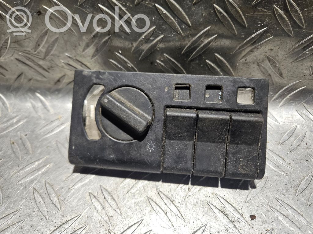 Volvo 440 Fog light switch 