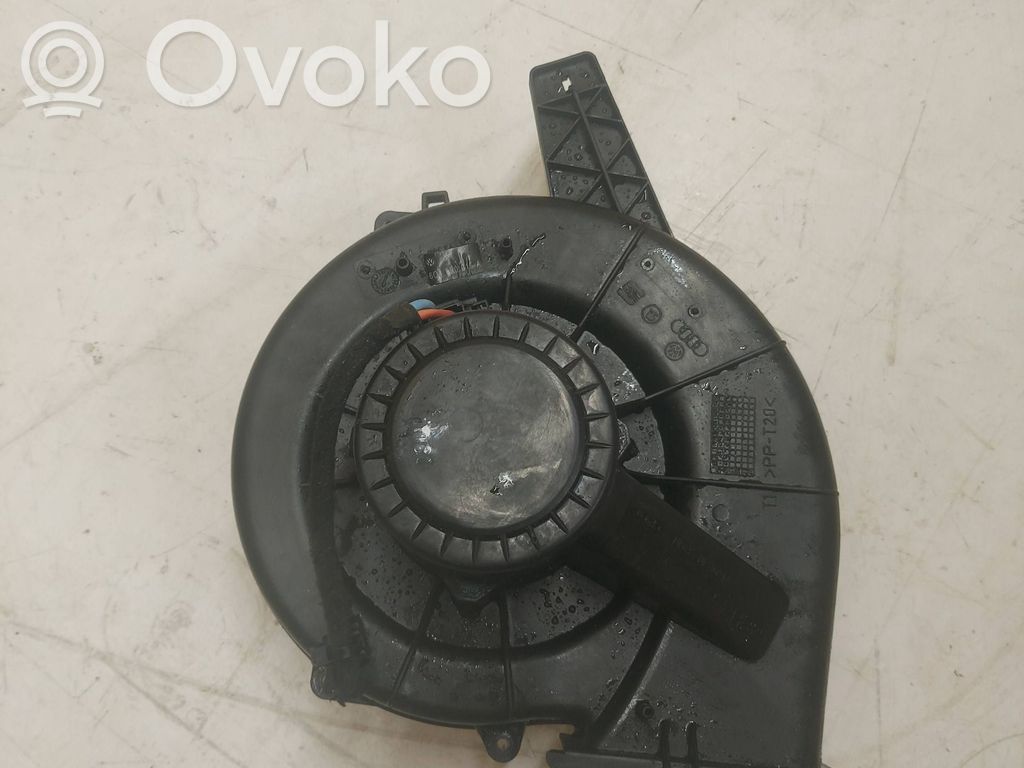 Audi A2 Pečiuko ventiliatorius/ putikas 