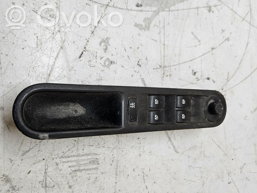 Renault Espace -  Grand espace IV Electric window control switch 