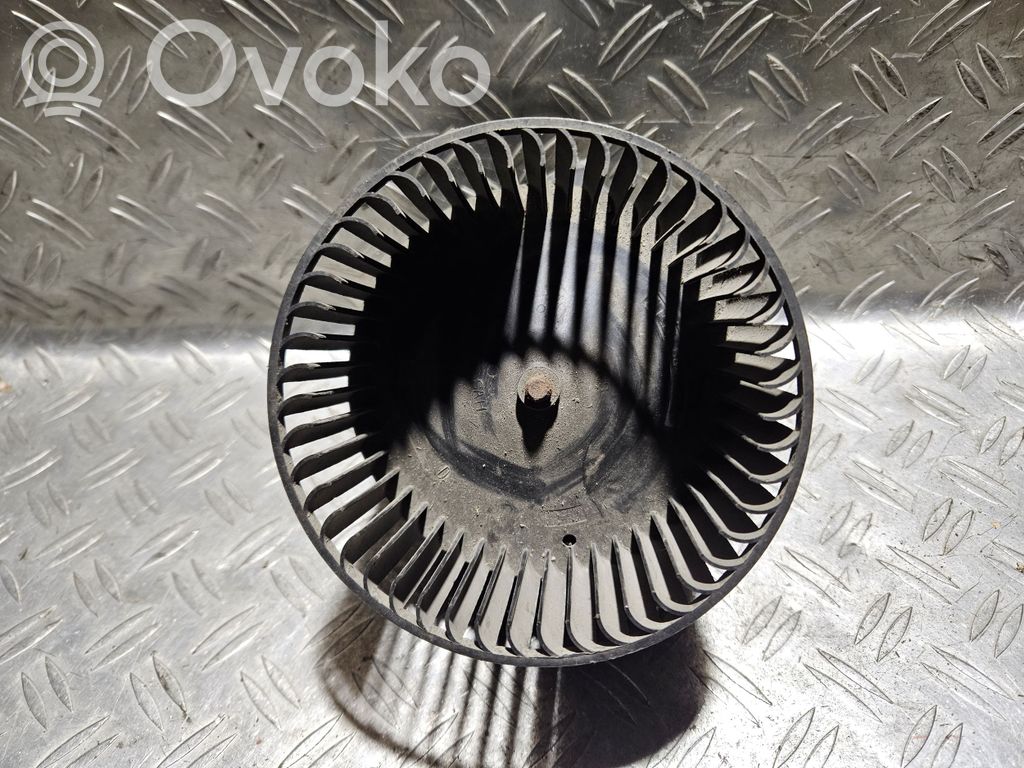 Saab 9-5 Pečiuko ventiliatorius/ putikas 