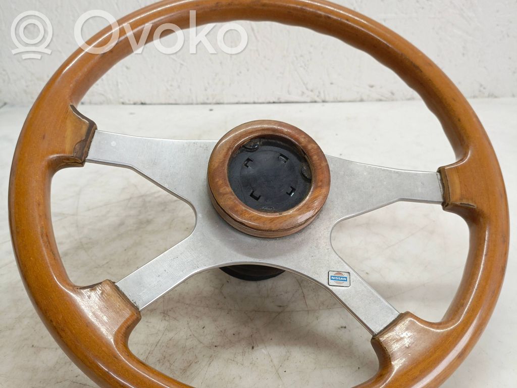 Nissan Terrano Stūre 