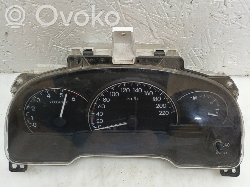 Toyota Avensis Verso Speedometer (instrument cluster) 
