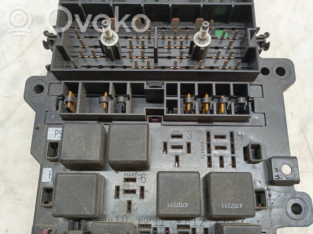 Chrysler Voyager Fuse box set 