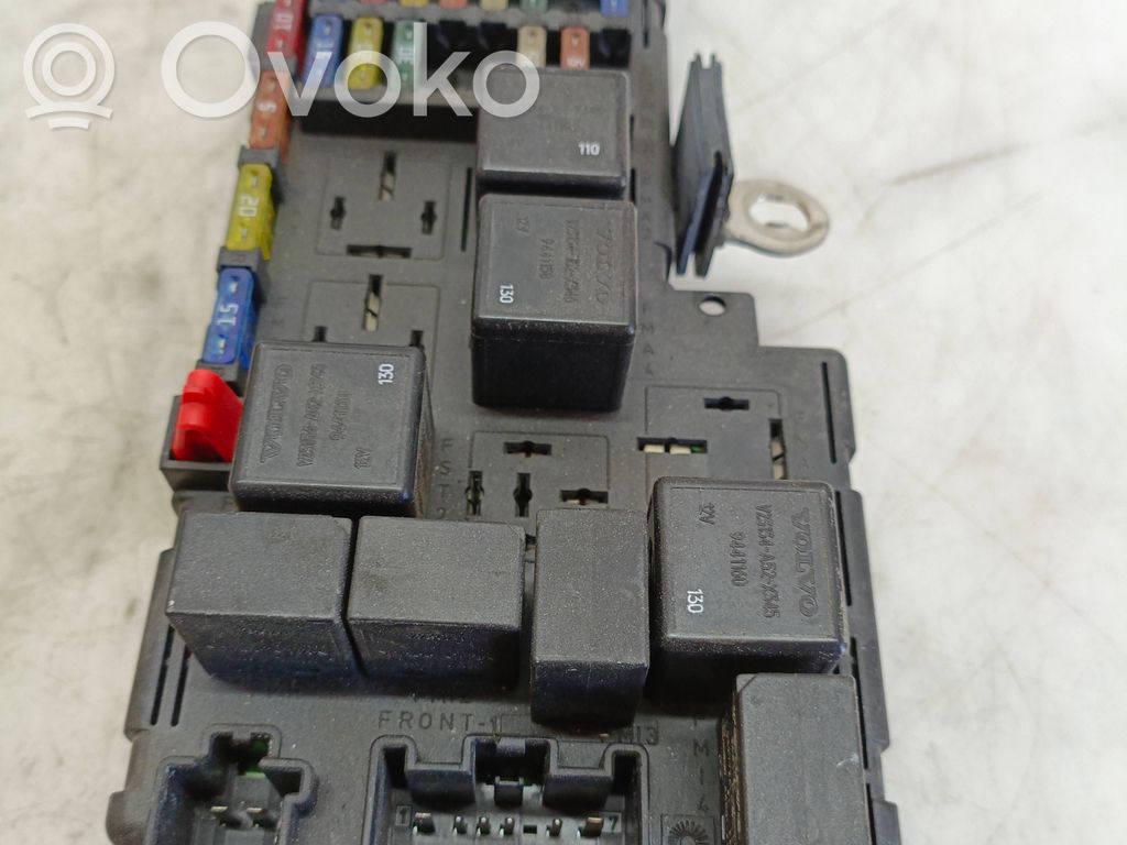 Volvo V70 Drošinātāju bloks 