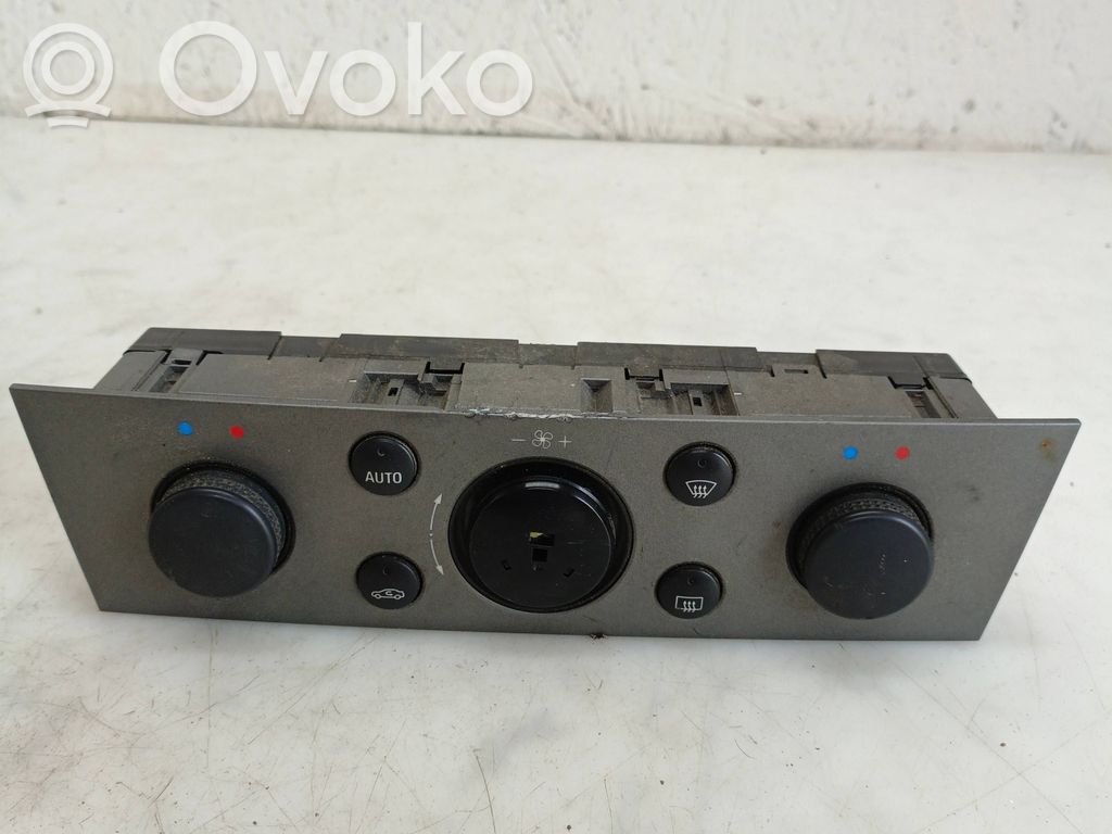 Opel Vectra C Climate control unit 