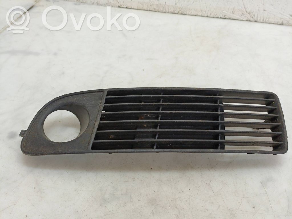 Audi A6 S6 C5 4B Front bumper lower grill 
