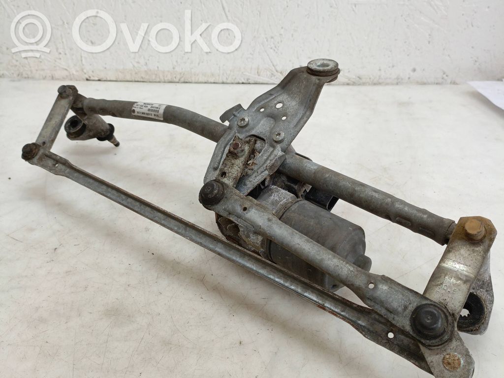 Volkswagen PASSAT B6 Mechanizm i silniczek wycieraczek szyby przedniej / czołowej 