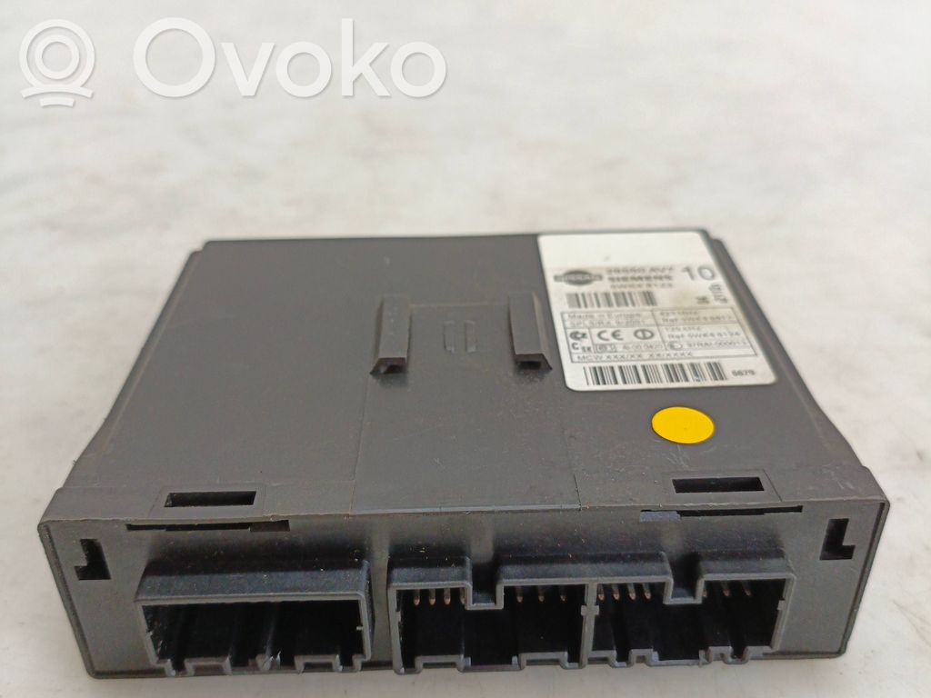 Nissan Primera Comfort/convenience module 