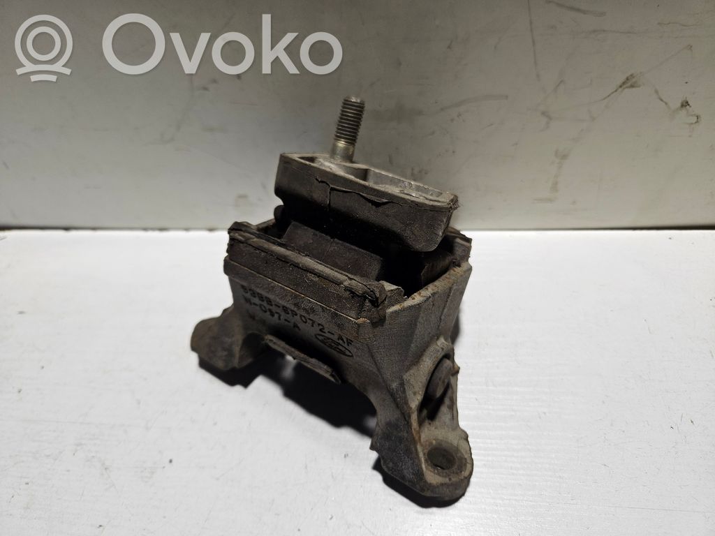 Ford Mondeo MK I Engine mount bracket 