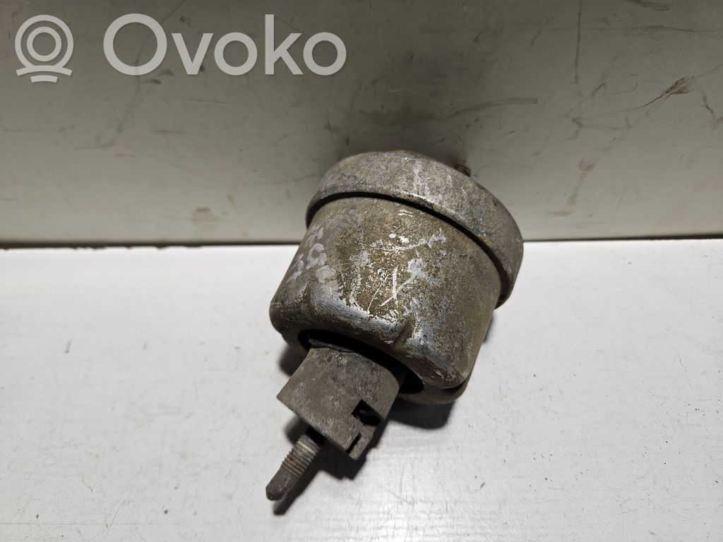 Opel Vectra B Suport tampon motor 