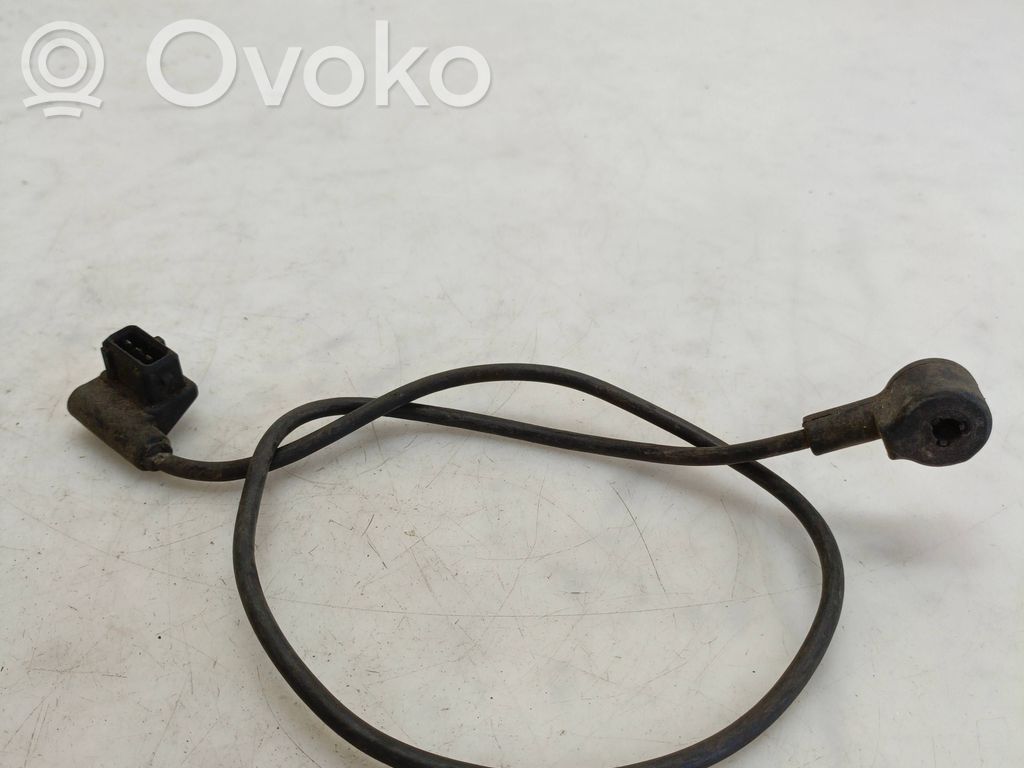 BMW 3 E30 Camshaft position sensor 