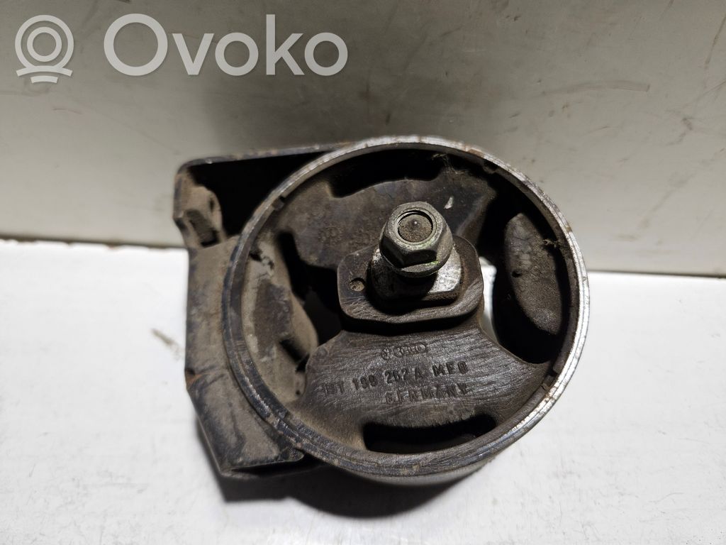 Volkswagen Golf II Engine mount bracket 