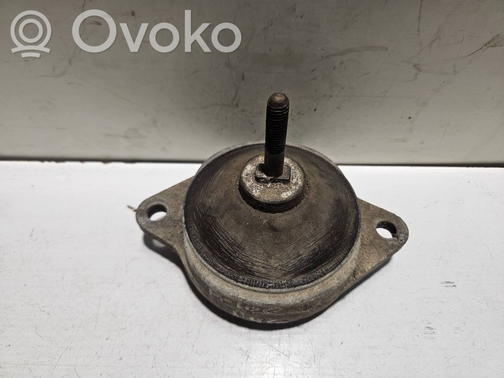 Audi 100 200 5000 C3 Suport tampon motor 