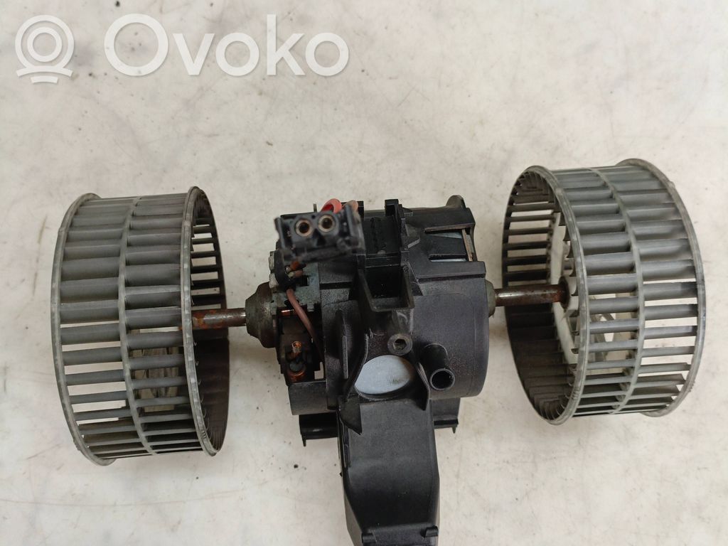 BMW 5 E60 E61 Mazā radiatora ventilators 