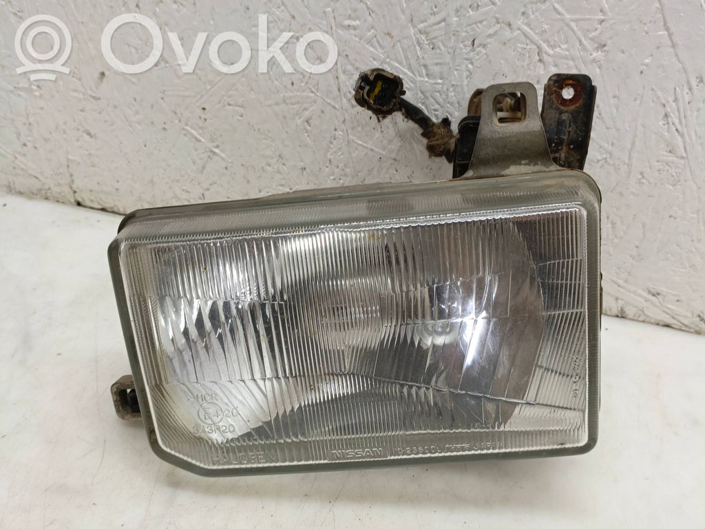 Nissan Terrano Headlight/headlamp 