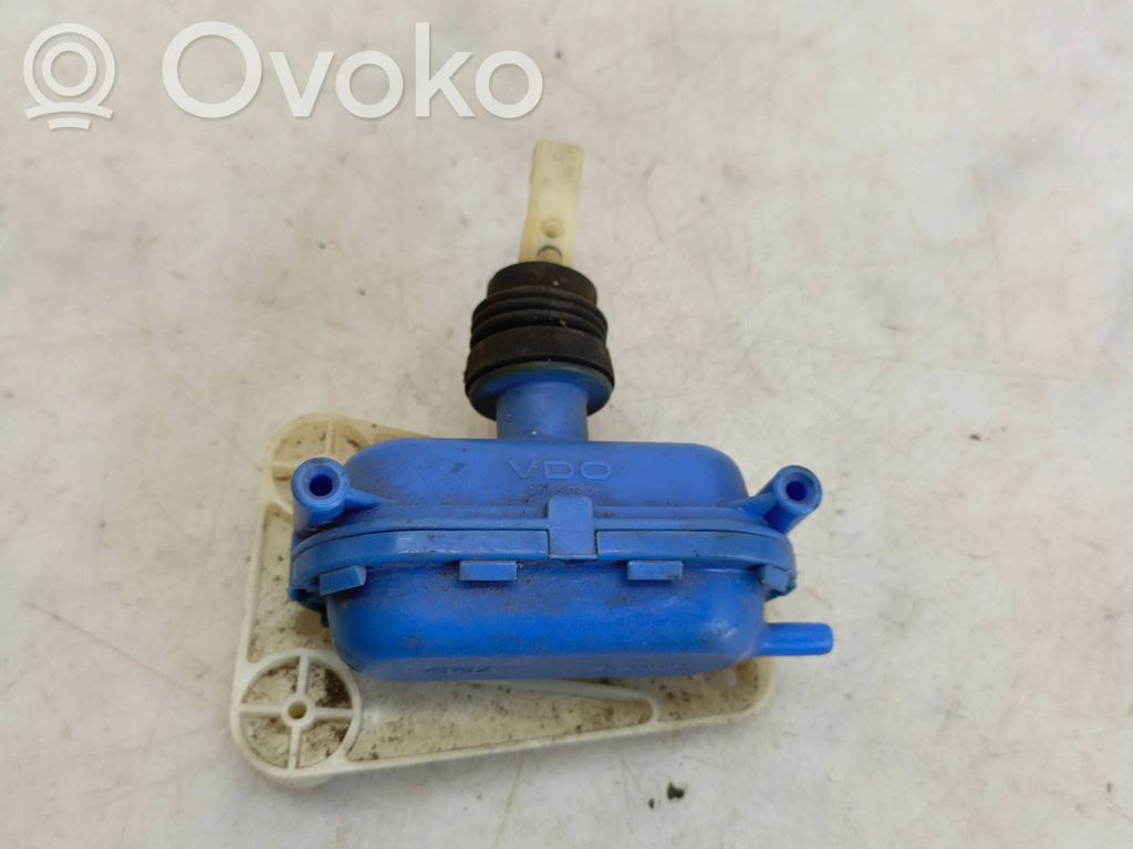 Audi 100 200 5000 C3 Centrinio užrakto vakuuminė pompa 