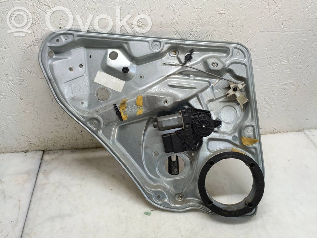 Elektryczny podnośnik szyby drzwi bocznych / przesuwnych   3B5839755C,105406301,S0004120902,119095,119095XXX,3B5839755C30