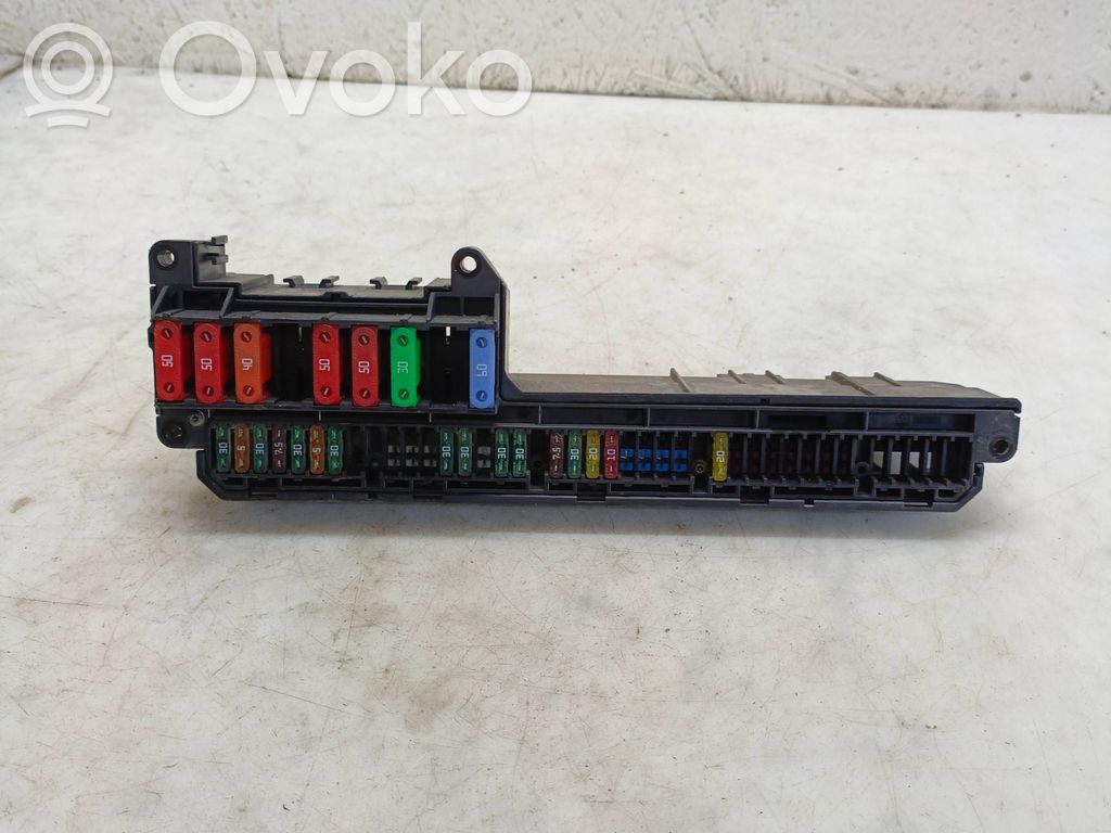 BMW 5 E60 E61 Fuse module 