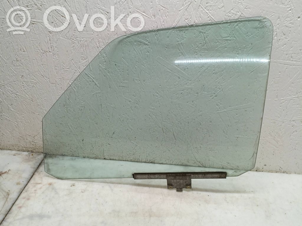 Volkswagen Golf II Szyba drzwi przednich 