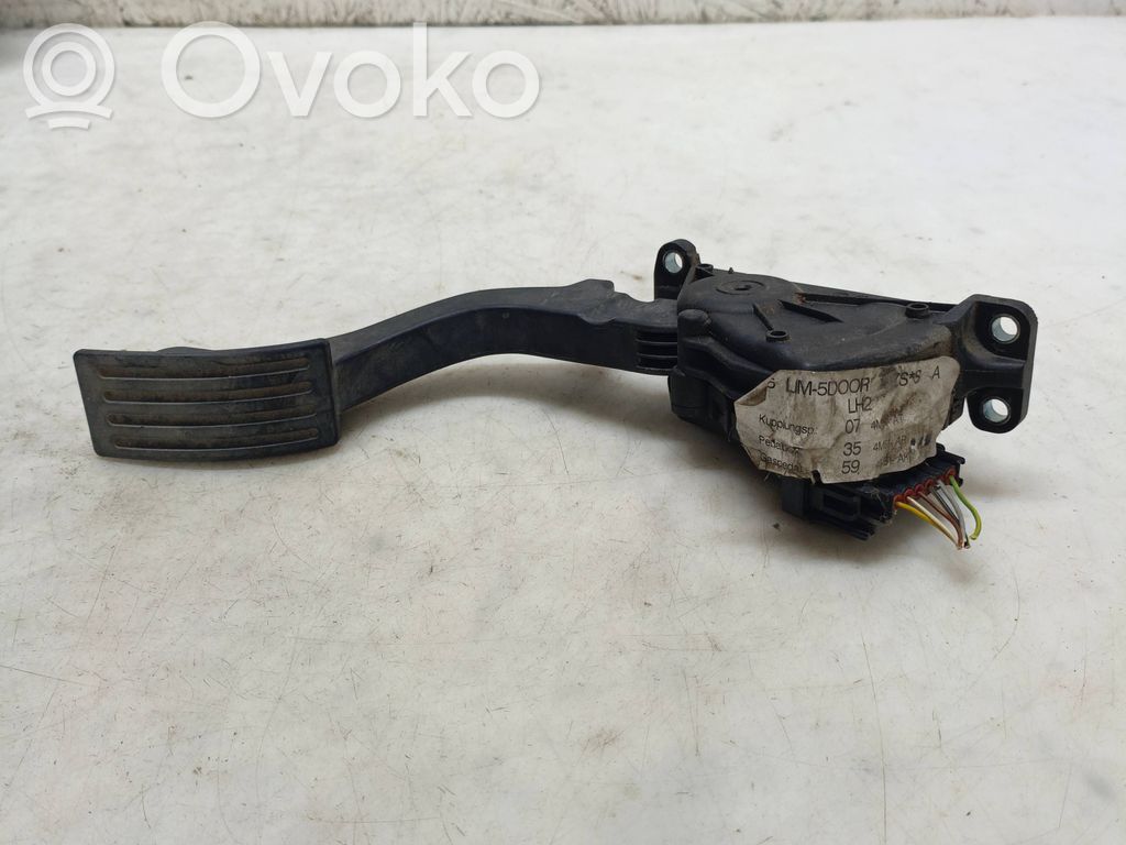 Ford C-MAX I Accelerator throttle pedal 